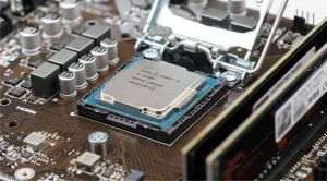 Intel at a crossroads: how the US government wants to save the chip giant